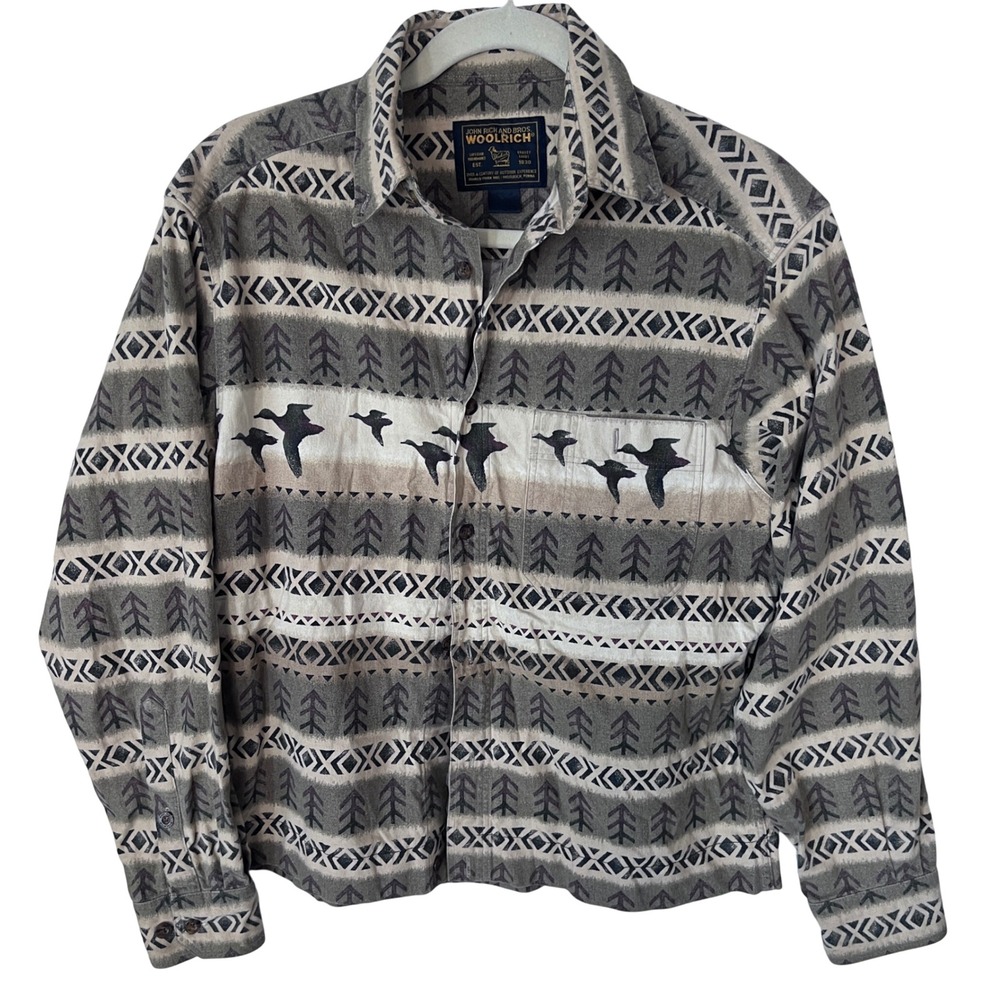 Woolrich Long Sleeve Button Down Flannel Aztec Duck Print Hunting shirt Large